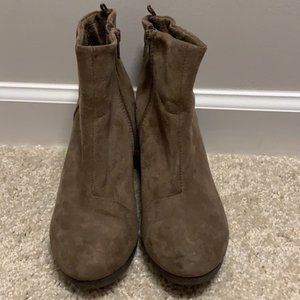 Tan suede heeled booties